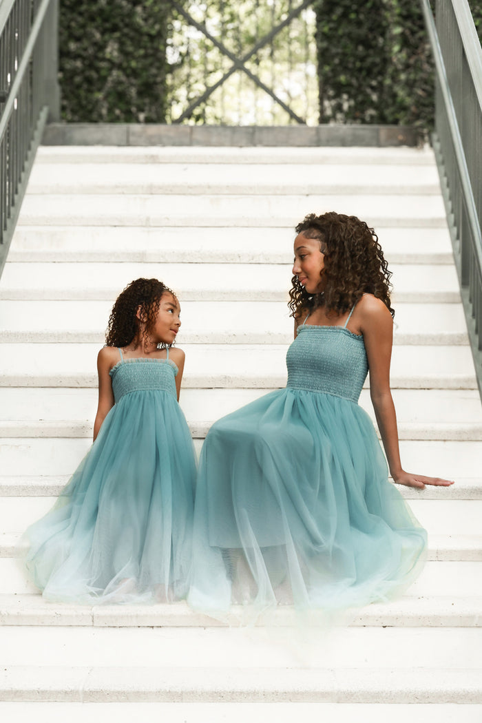 SS Women's Dress Women's Isa Maxi (blue ombre tulle)