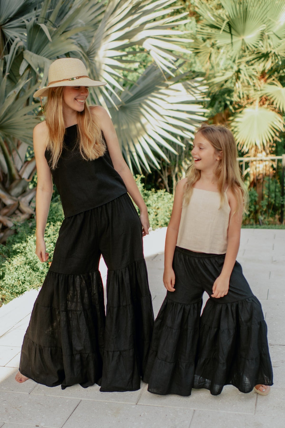 SS Women's Top Women's Cassie Top (black soft linen)