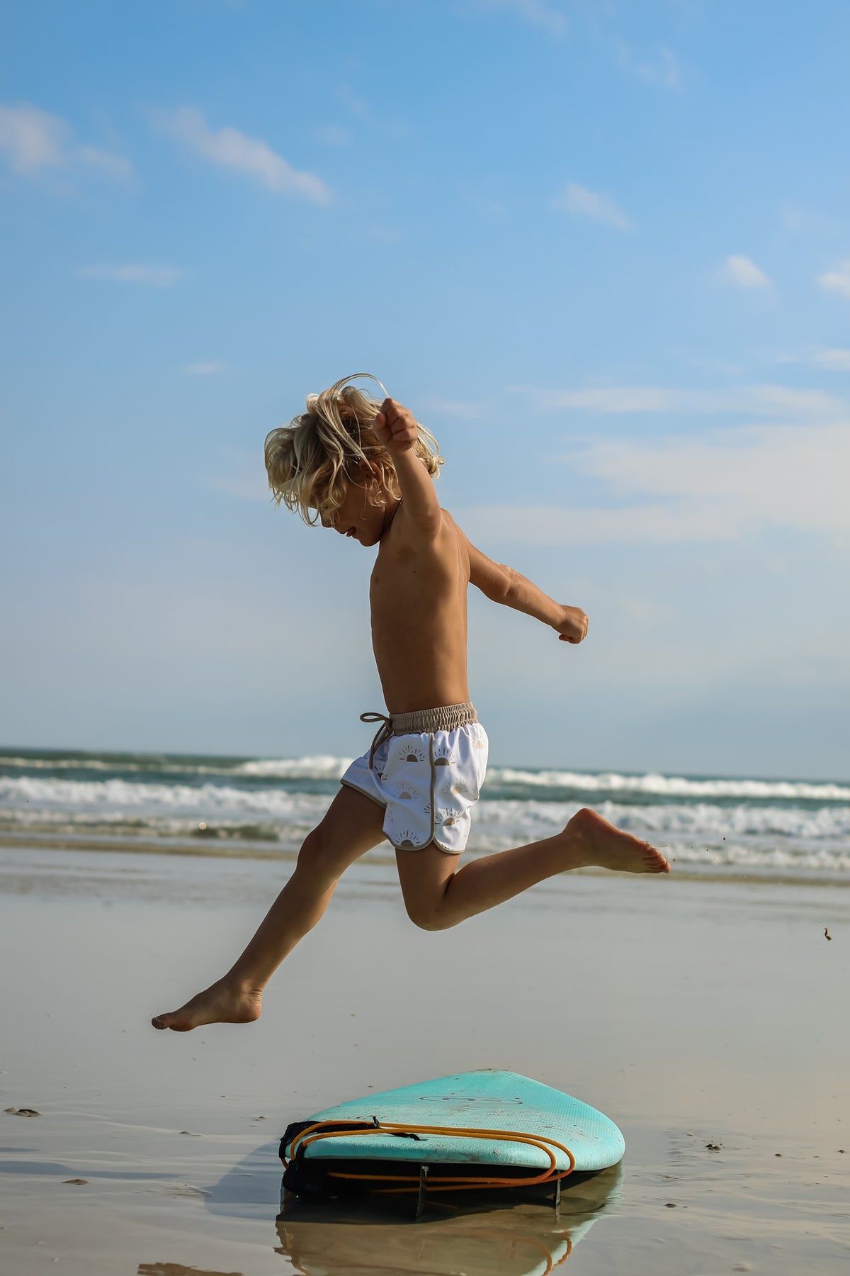 LB Boy's Swim Board Shorts (ash sun)