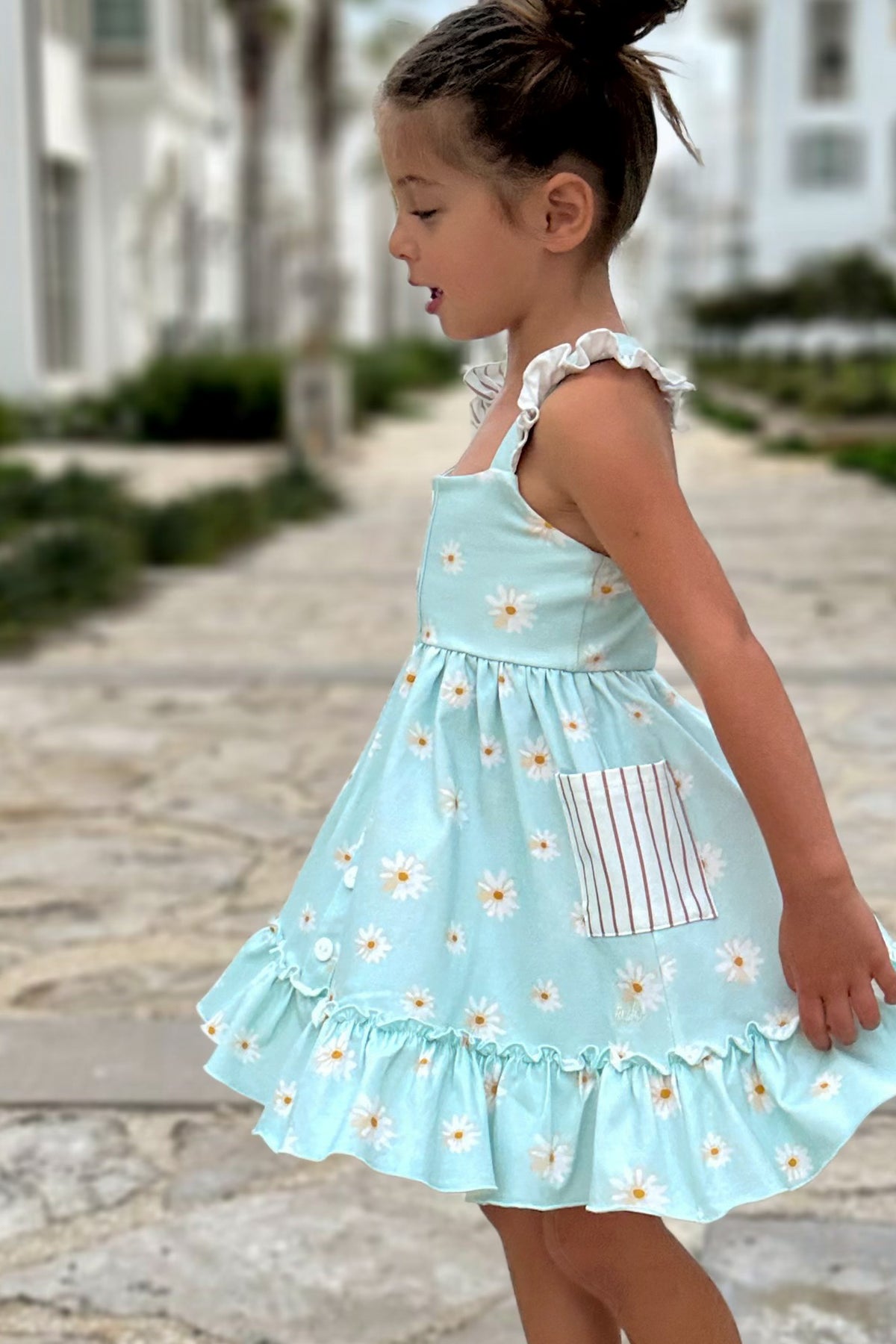 LB Girl's Dress Bree Crossback Dress (daisy) FINAL SALE