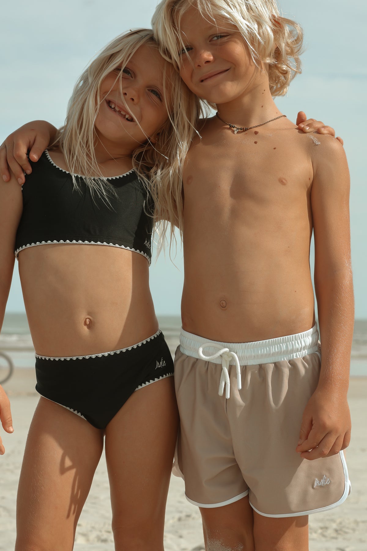 LB Girl's Swim Scoopback Set (midnight embroidered)
