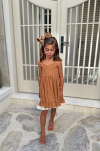 SS Girl's Dress Tilly Pocket Dress (mocha linen)