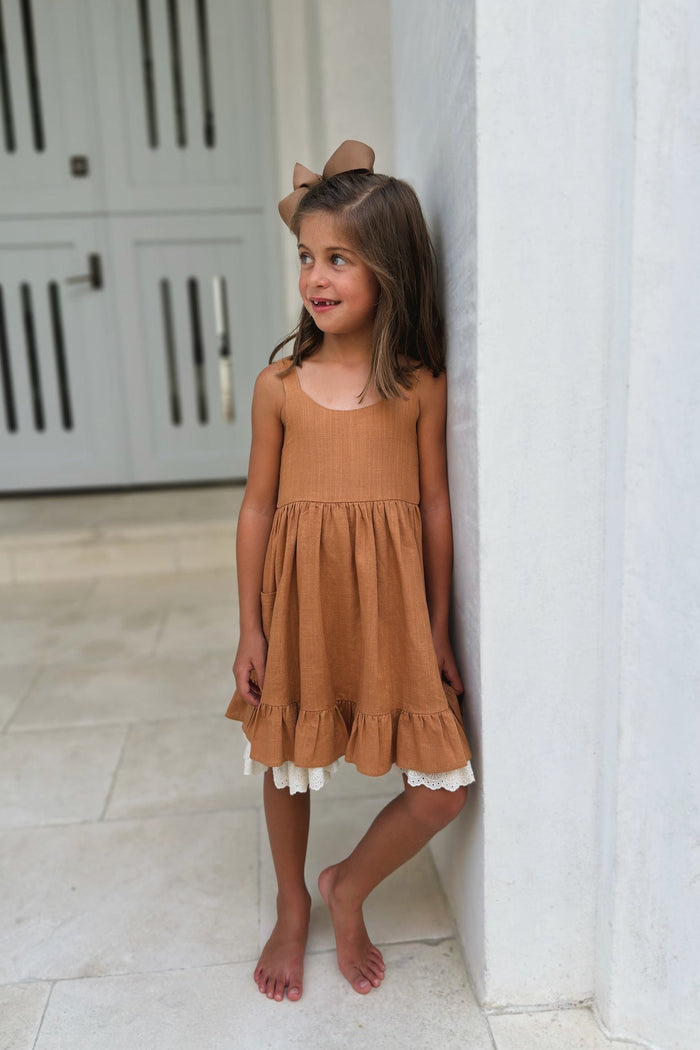 SS Girl's Dress Tilly Pocket Dress (mocha linen)