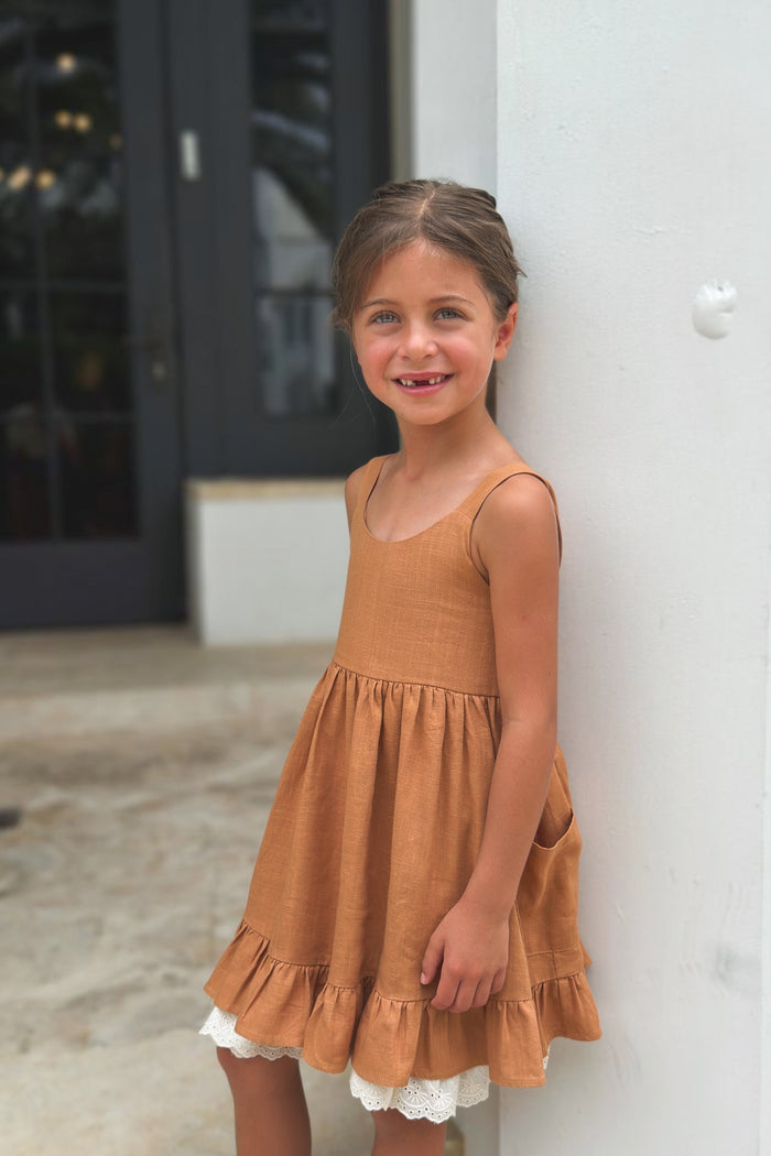 SS Girl's Dress Tilly Pocket Dress (mocha linen)