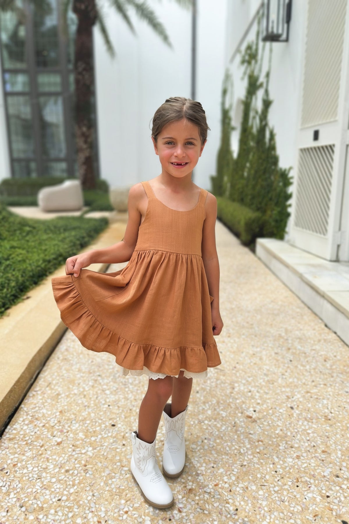 SS Girl's Dress Tilly Pocket Dress (mocha linen)