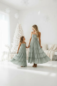 SS Women's Dress Women's Vera Flow Dress (sage swiss dot)