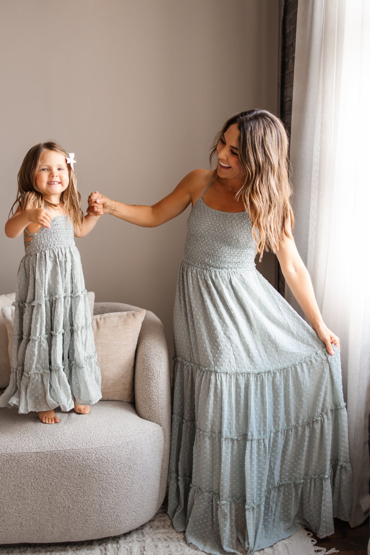 SS Girl's Dress Vera Flow Dress (sage swiss dot)