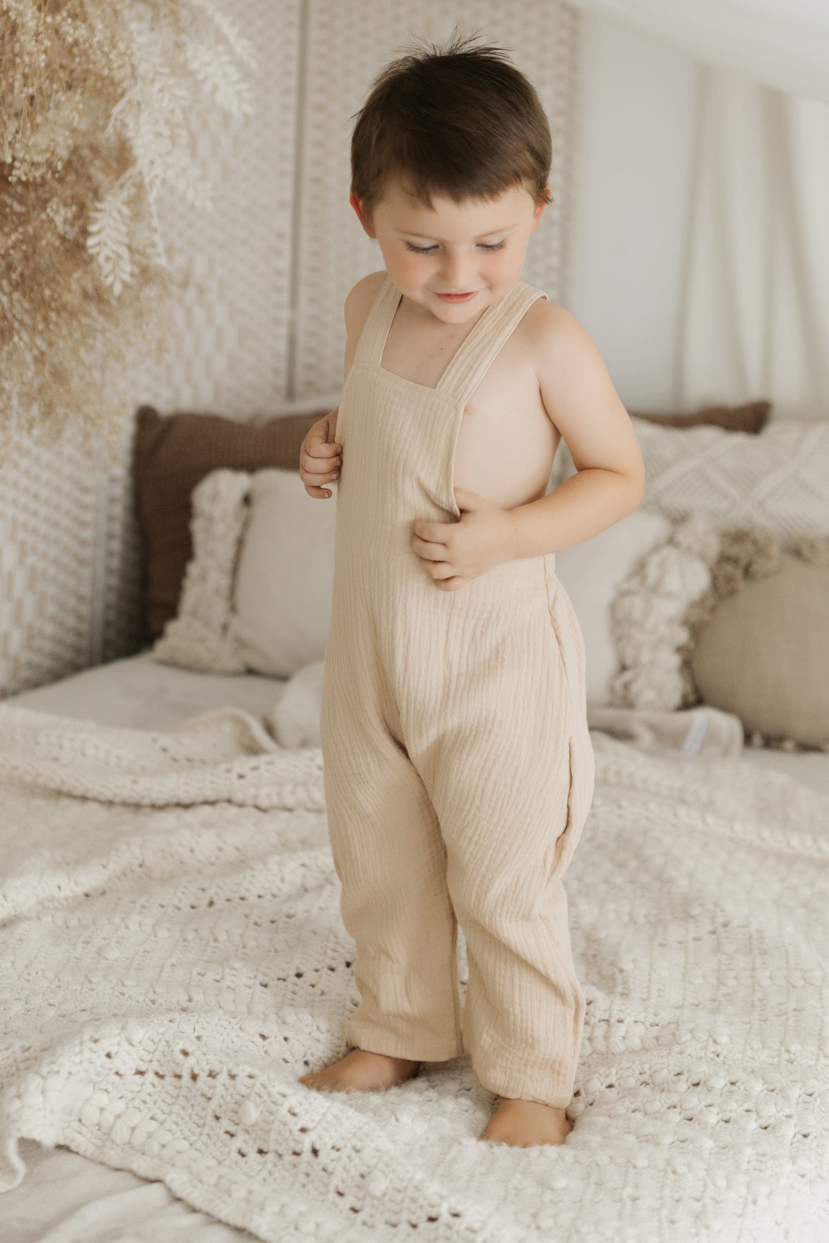SS Boy's Romper Grady Romper (latte muslin)