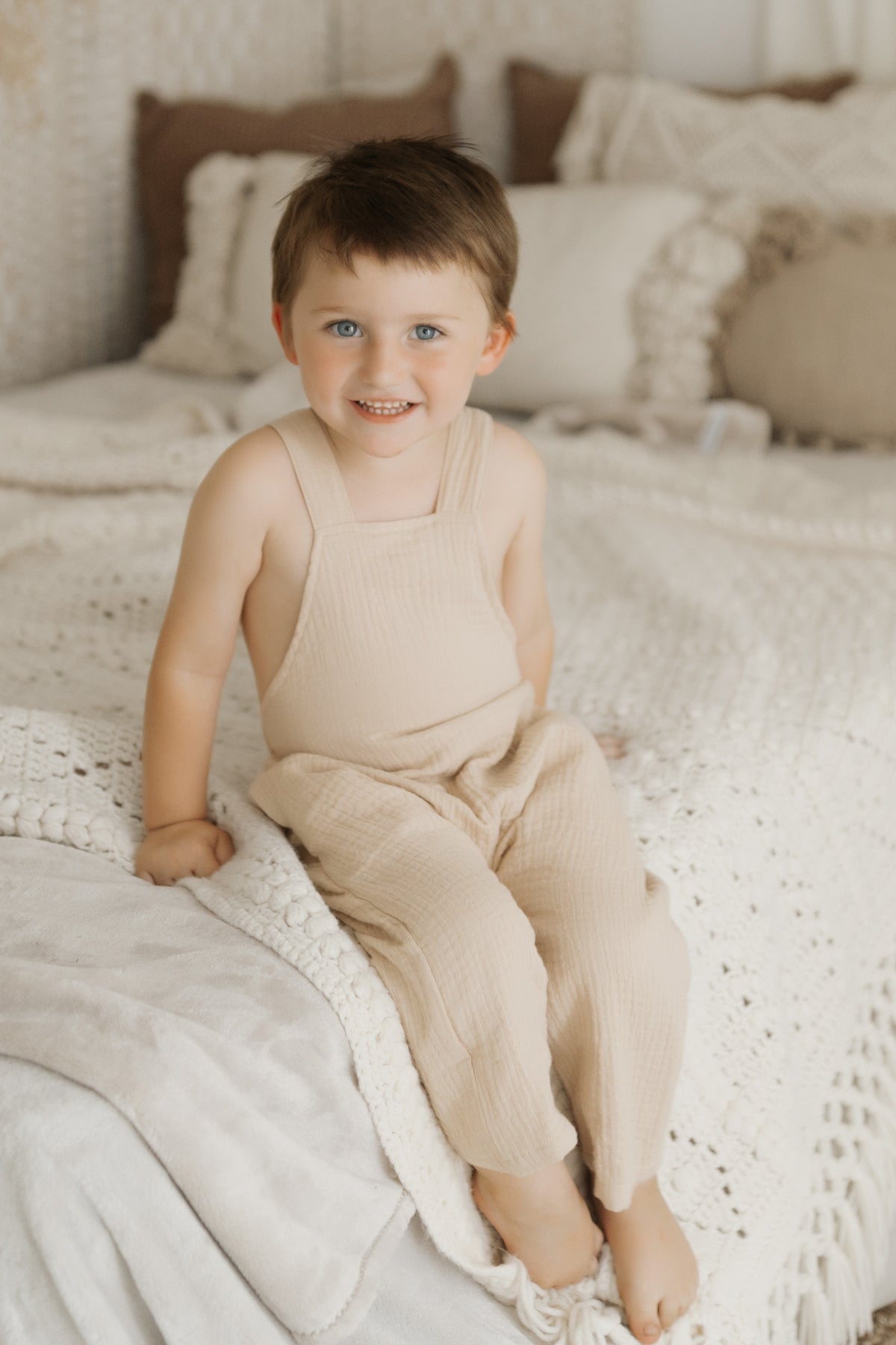 SS Boy's Romper Grady Romper (latte muslin)