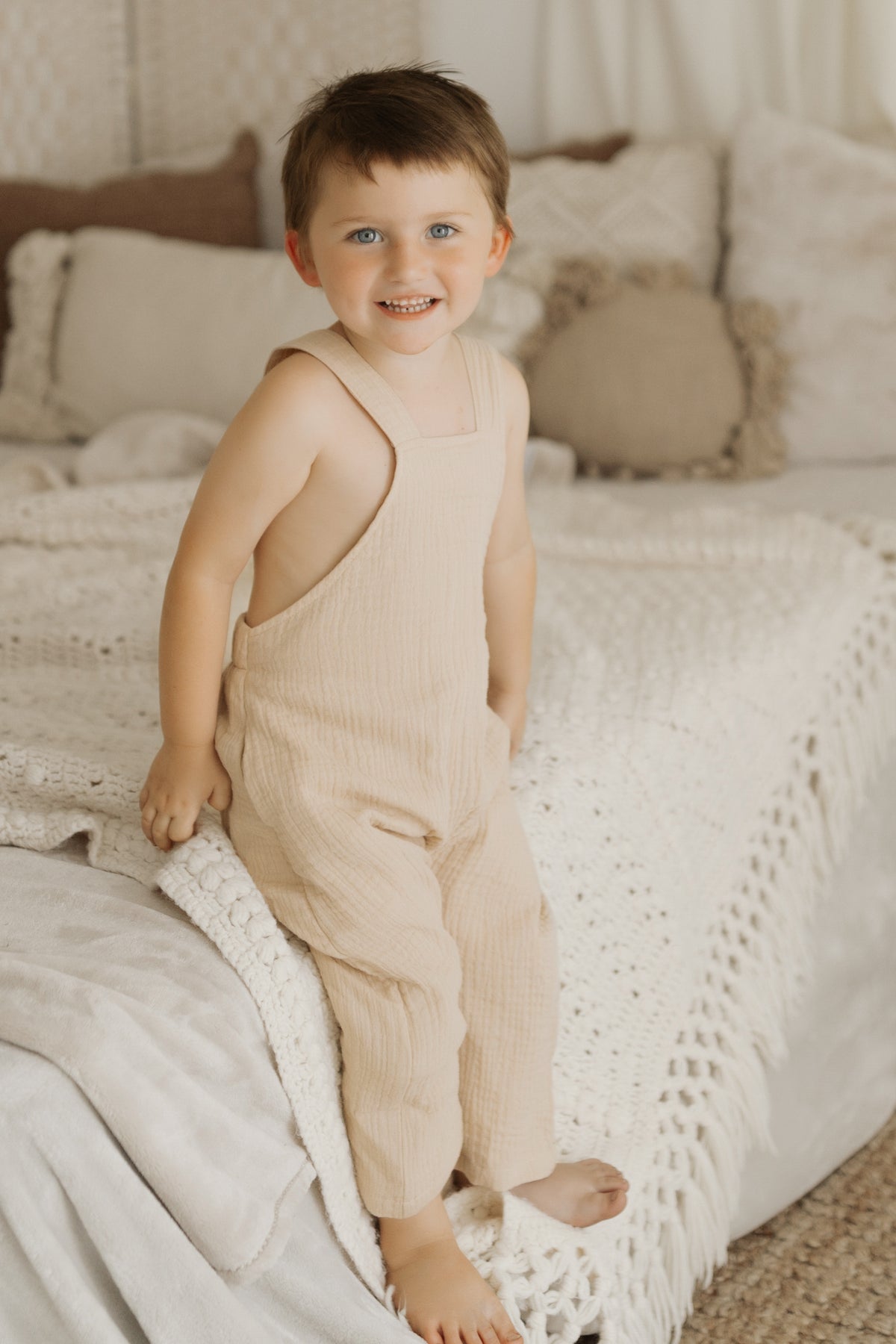 SS Boy's Romper Grady Romper (latte muslin)