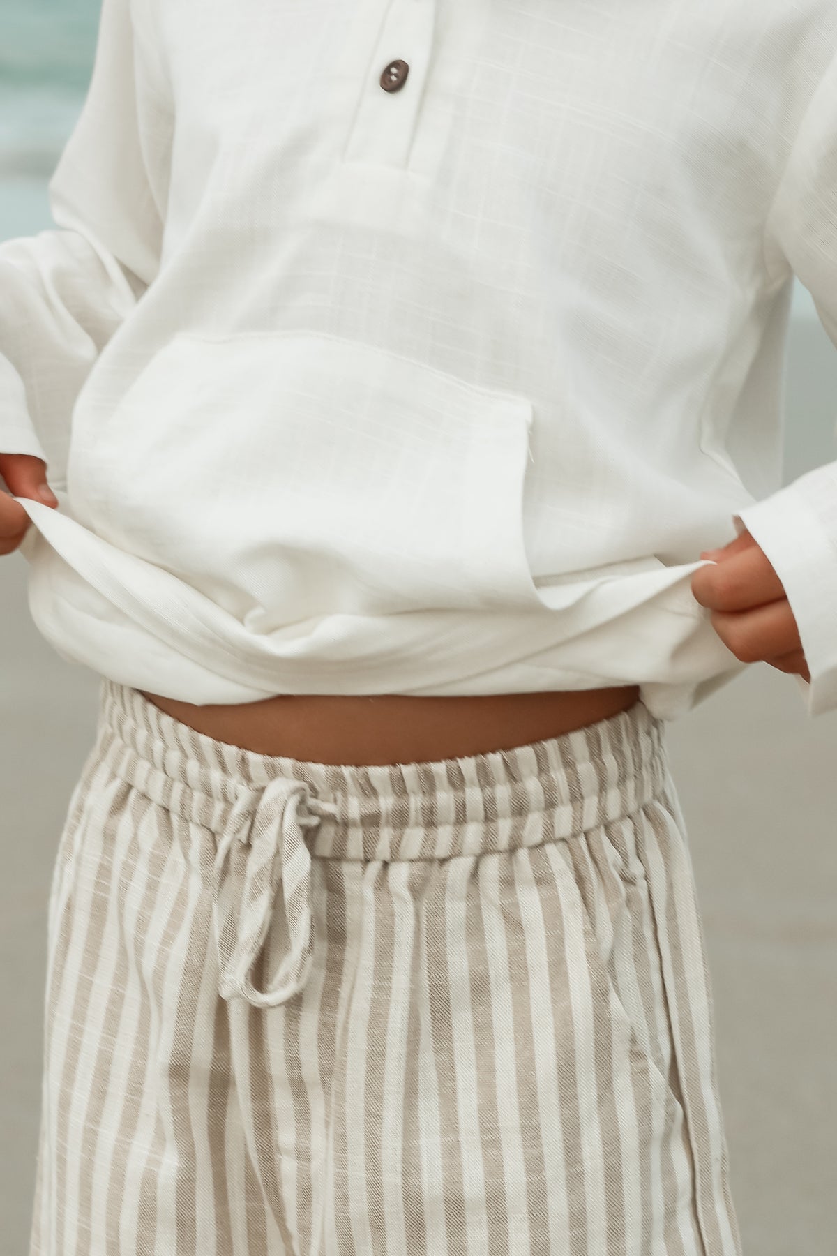 SS Boy's Bottoms Knox Shorts (driftwood stripe linen)