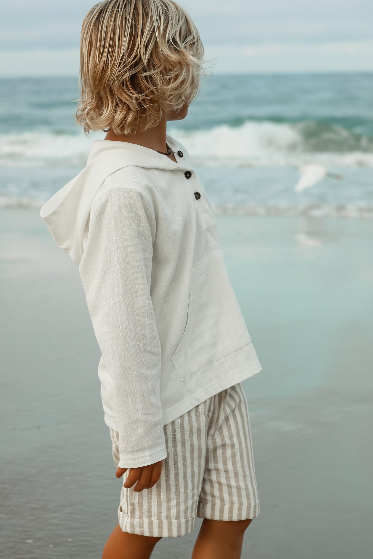 SS Boy's Bottoms Knox Shorts (driftwood stripe linen)