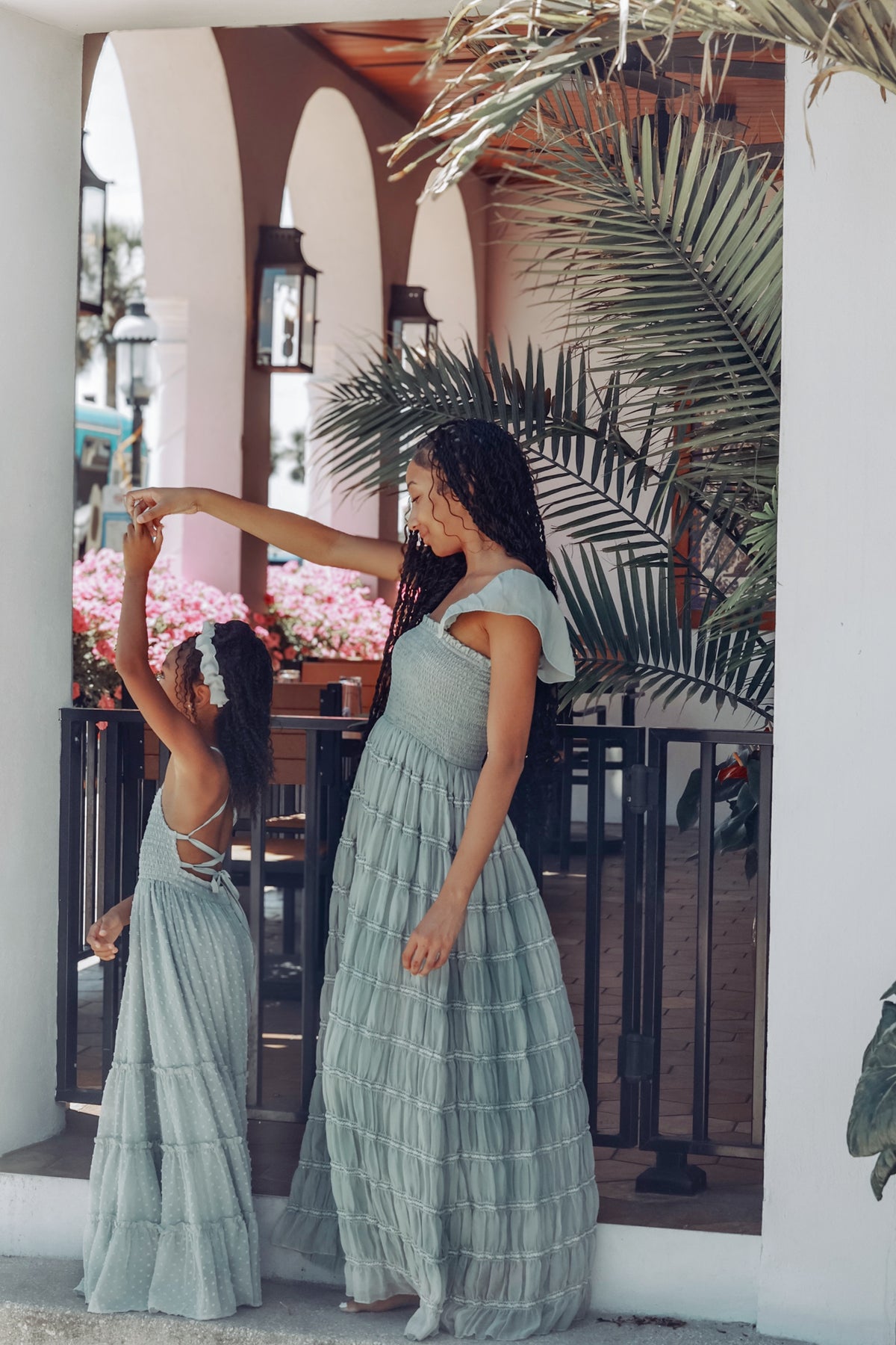 SS Girl's Dress Vera Flow Dress (sage swiss dot)