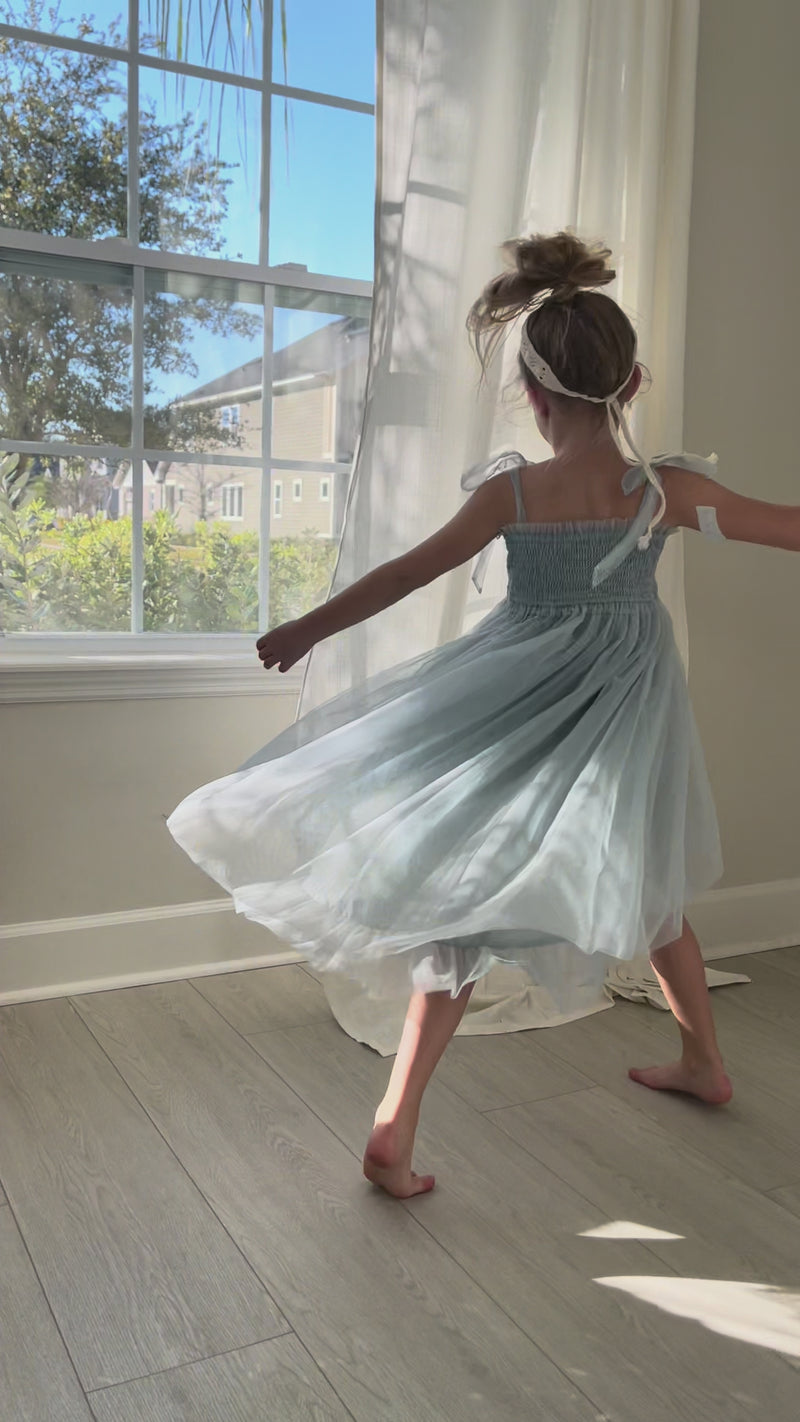 SS Girl's Dress Isa High-Low Dress (airy blue tulle)