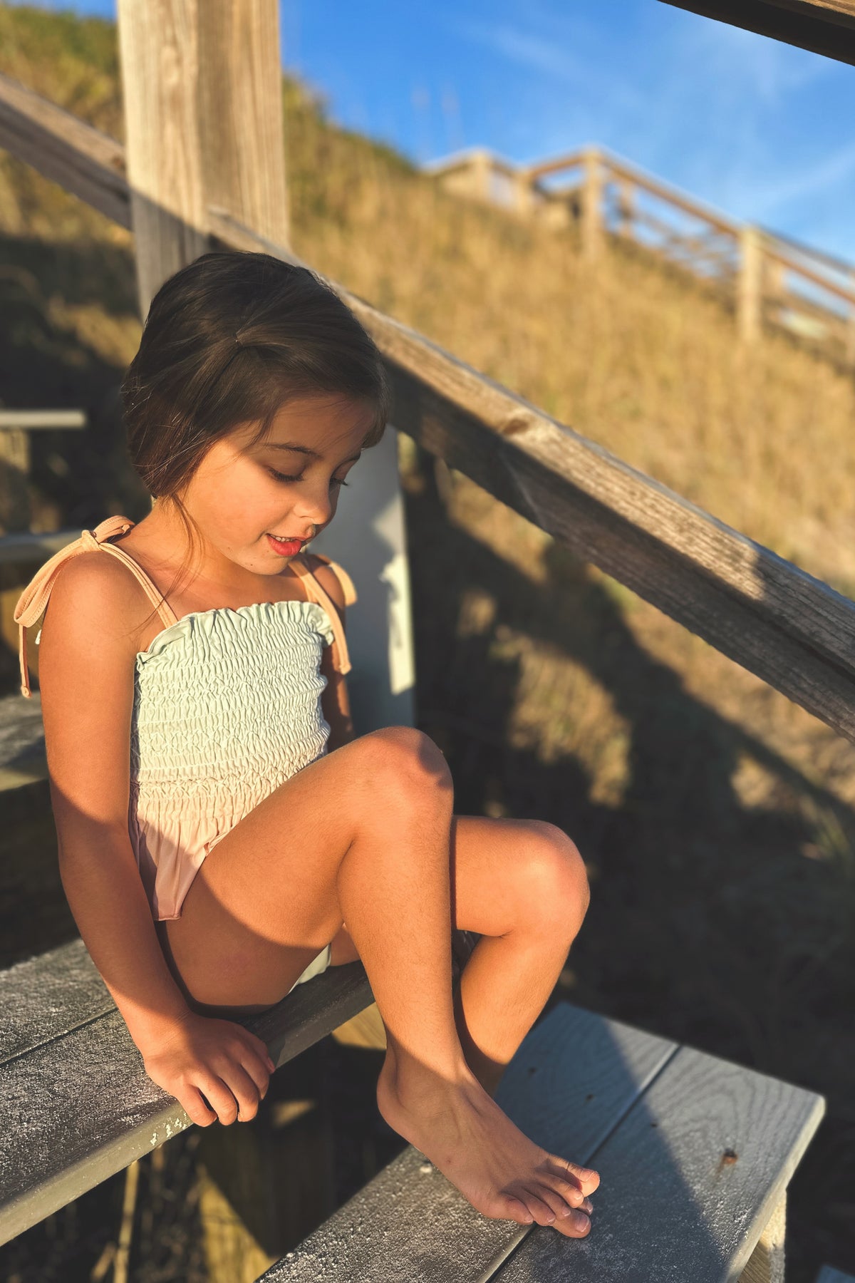 LB Girl's Swim Smocked Tankini Set (peach ombre)